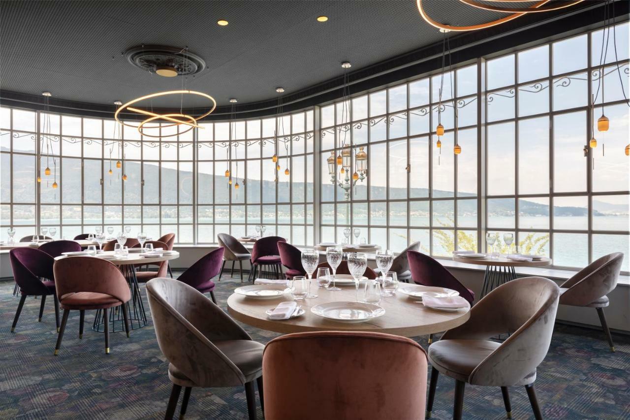 Le Palace De Menthon Exteriér fotografie Restaurant